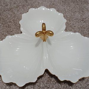 Larry Laslo scalloped dish by Mikasa